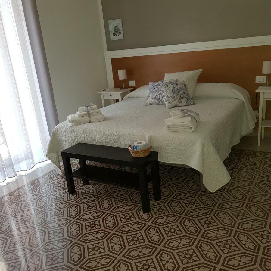 Aziz B&B Палермо Экстерьер фото